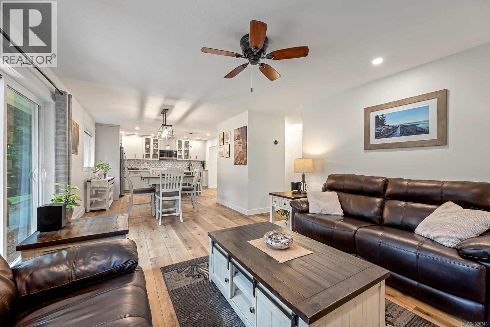 6508 Mystery Beach Rd, Fanny Bay