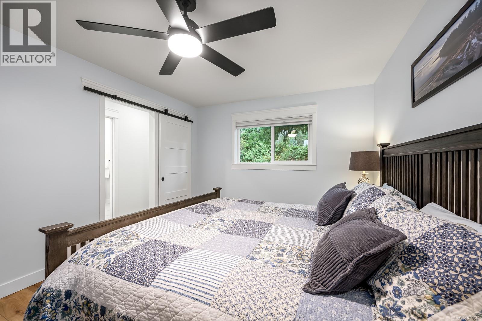 6508 Mystery Beach Rd, Fanny Bay