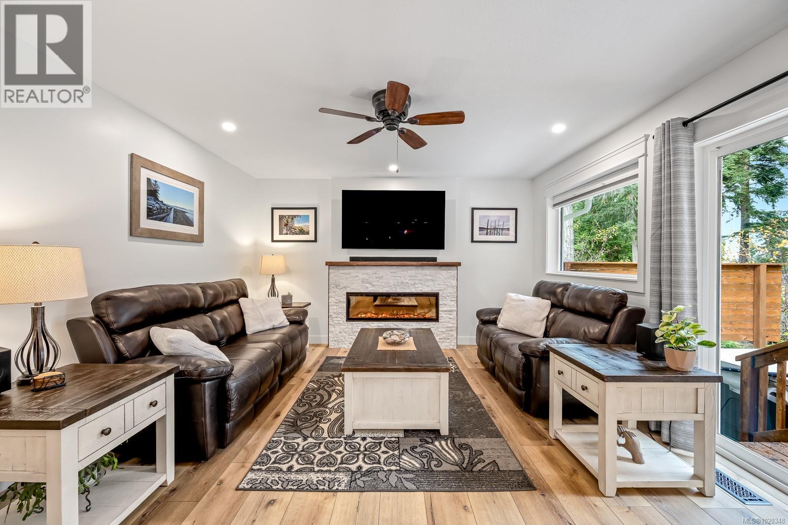 6508 Mystery Beach Rd, Fanny Bay