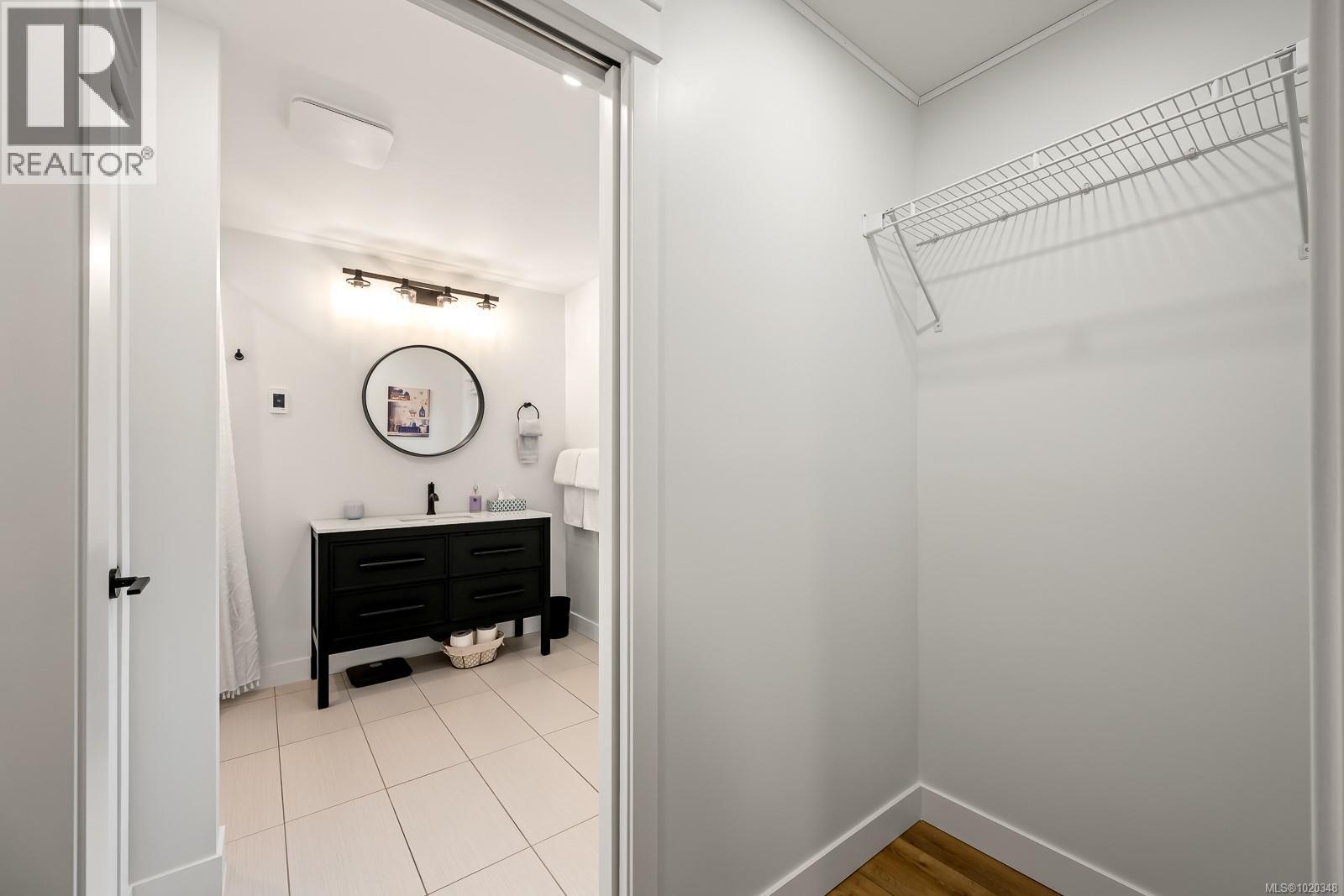 6508 Mystery Beach Rd, Fanny Bay