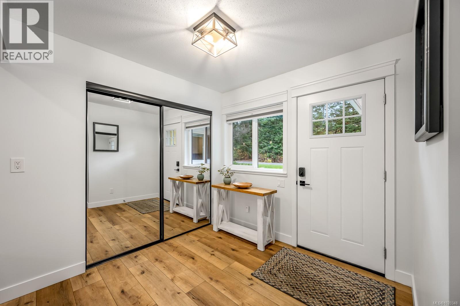 6508 Mystery Beach Rd, Fanny Bay