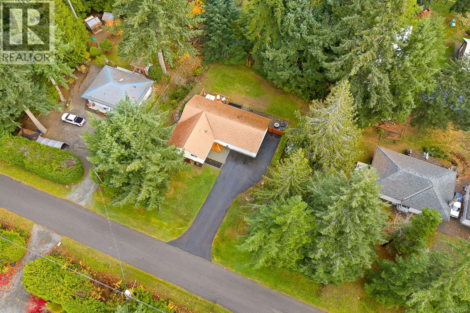 6508 Mystery Beach Rd, Fanny Bay