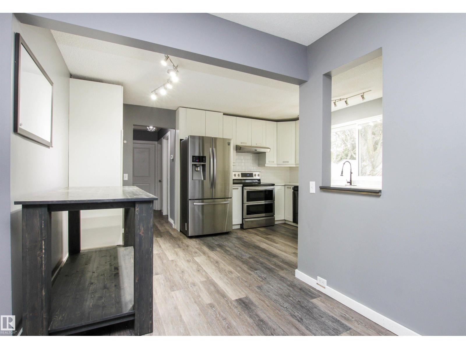 6 MARKET ST, Sherwood Park