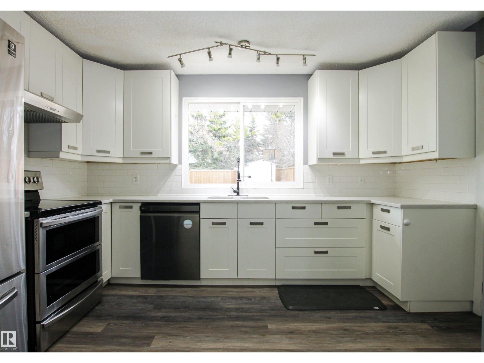 6 MARKET ST, Sherwood Park