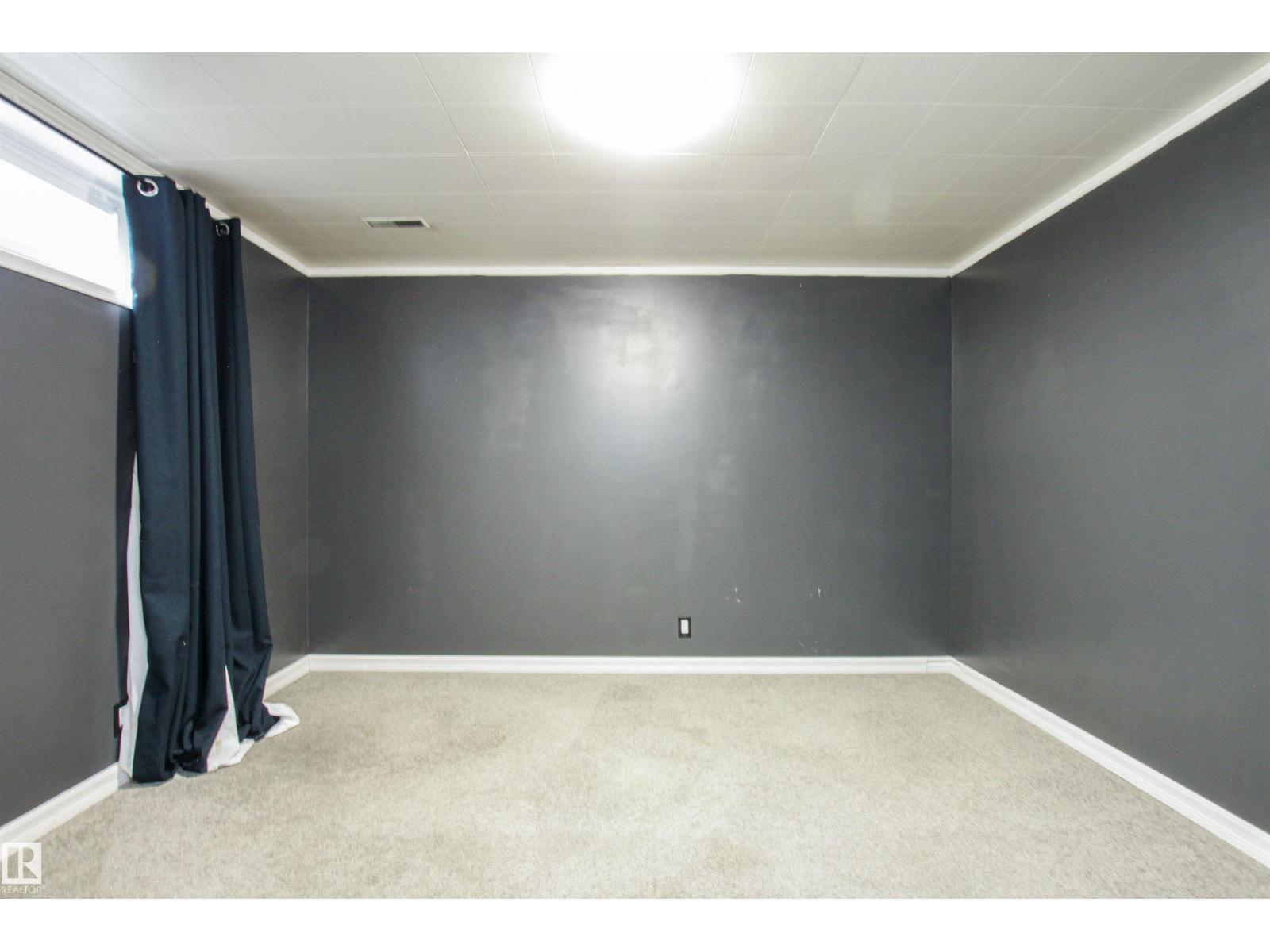 6 MARKET ST, Sherwood Park