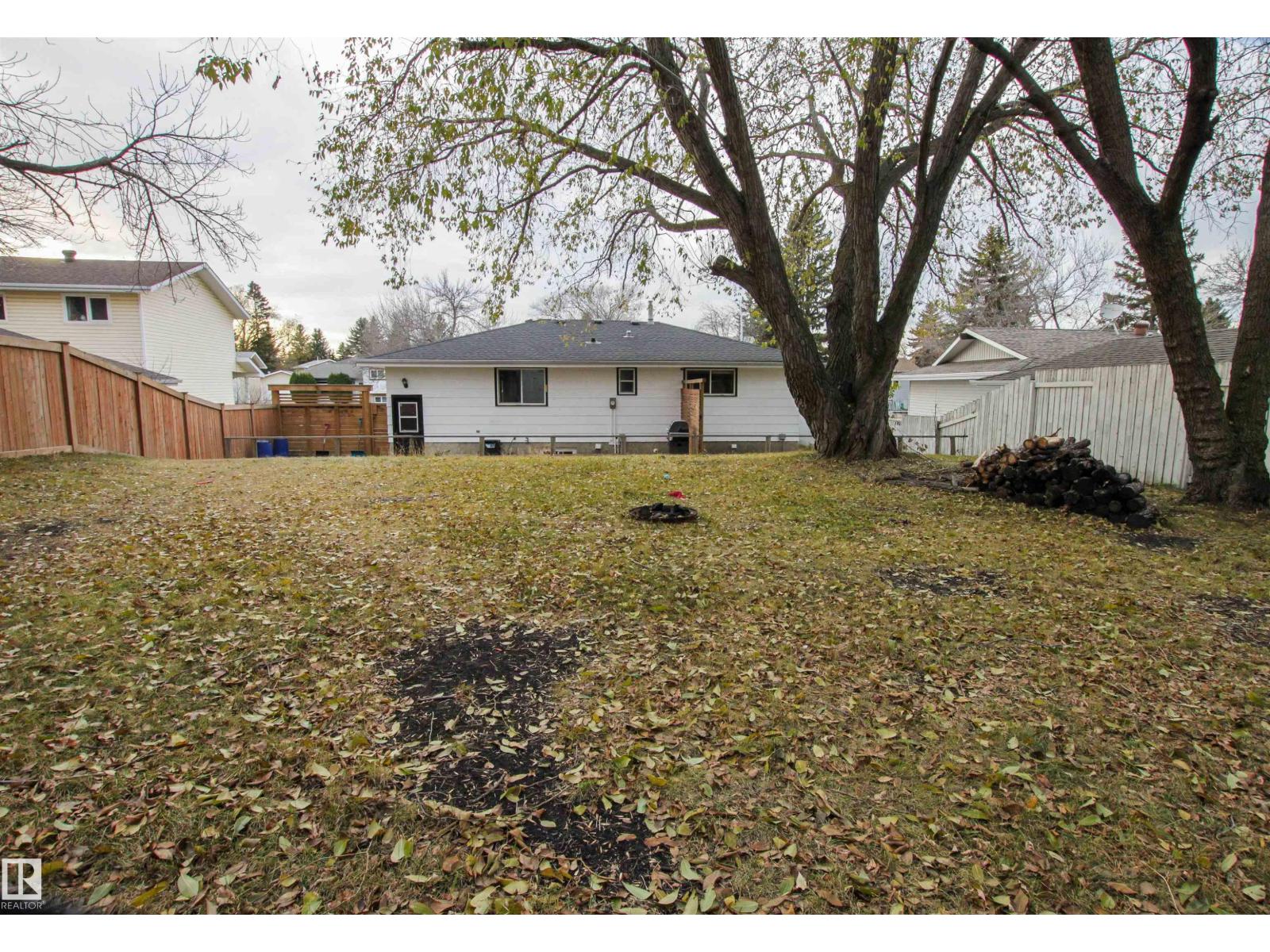 6 MARKET ST, Sherwood Park