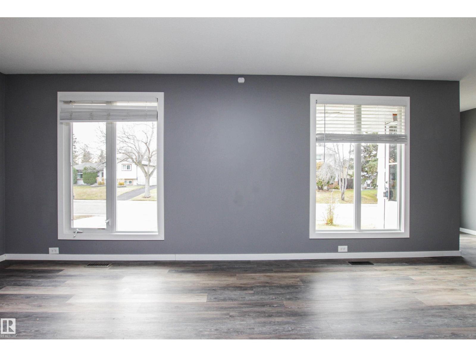 6 MARKET ST, Sherwood Park