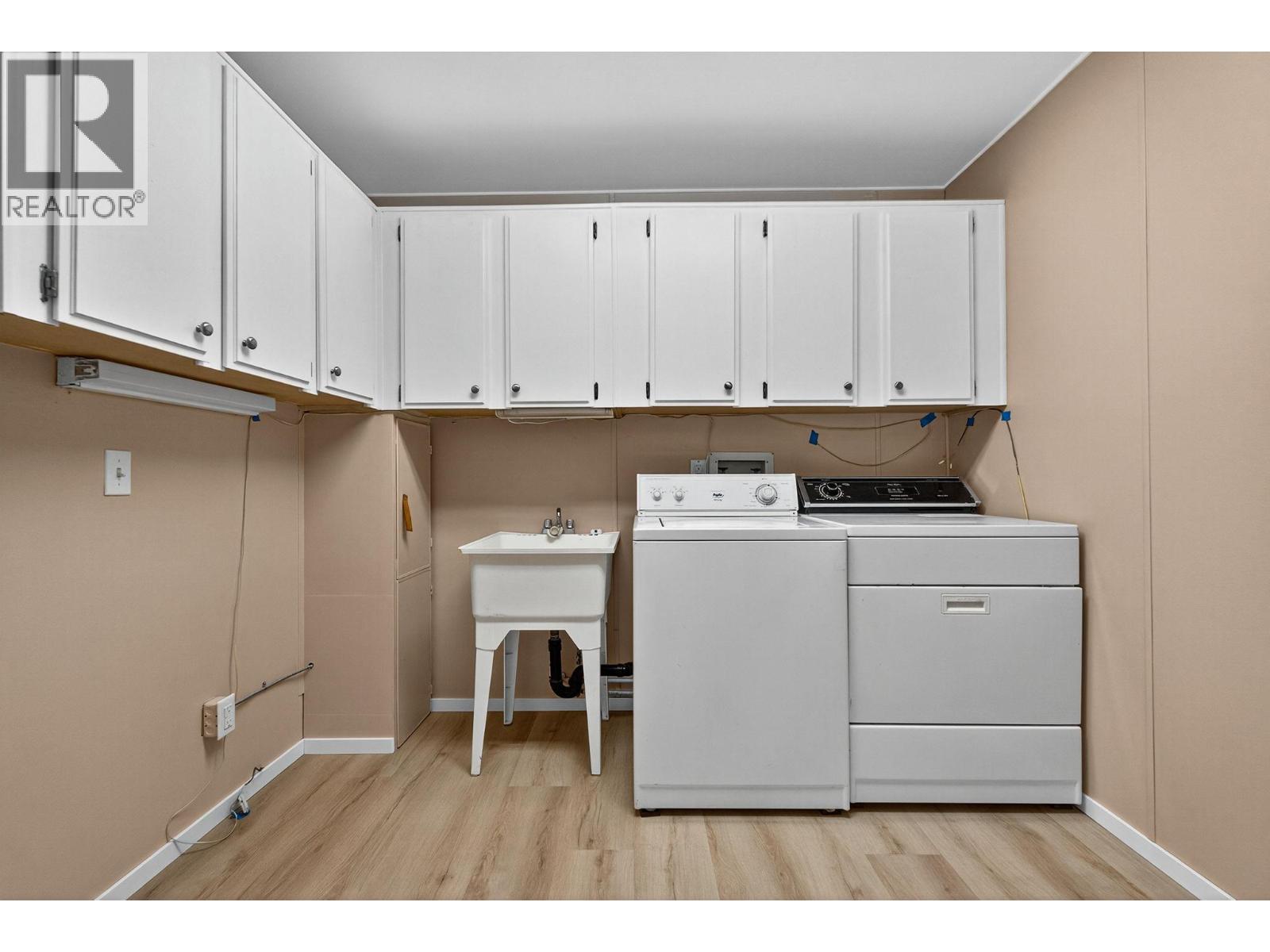 241 1999 97 Highway South, West Kelowna