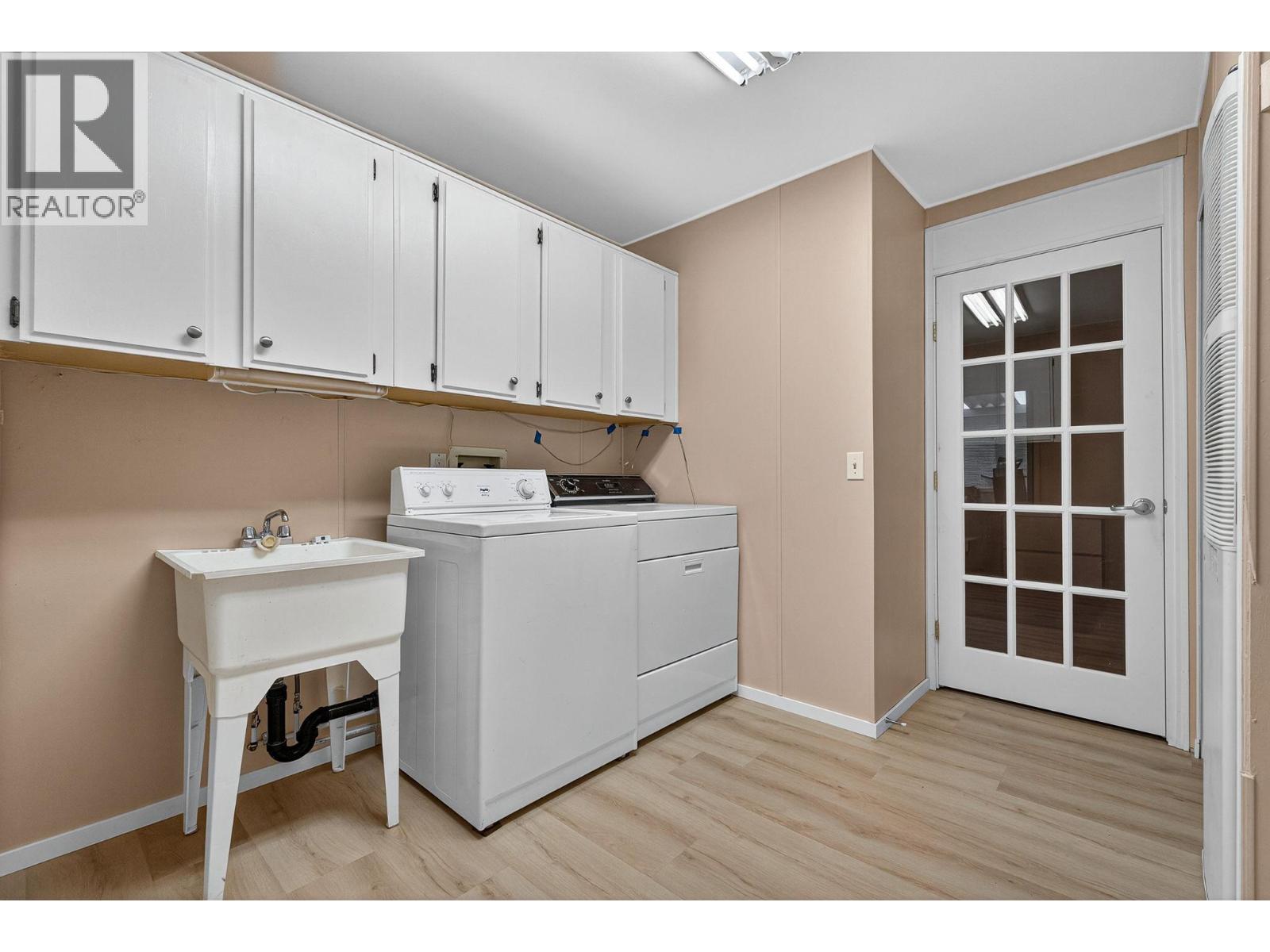 241 1999 97 Highway South, West Kelowna