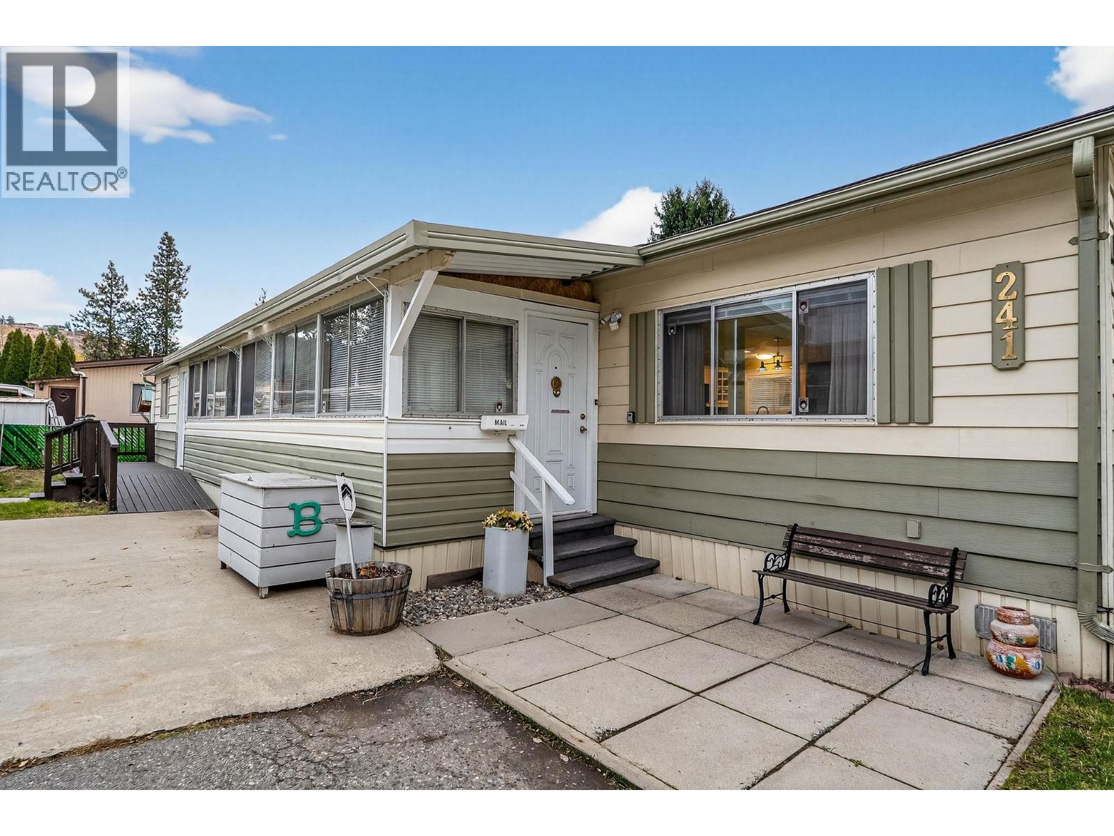 241 1999 97 Highway South, West Kelowna