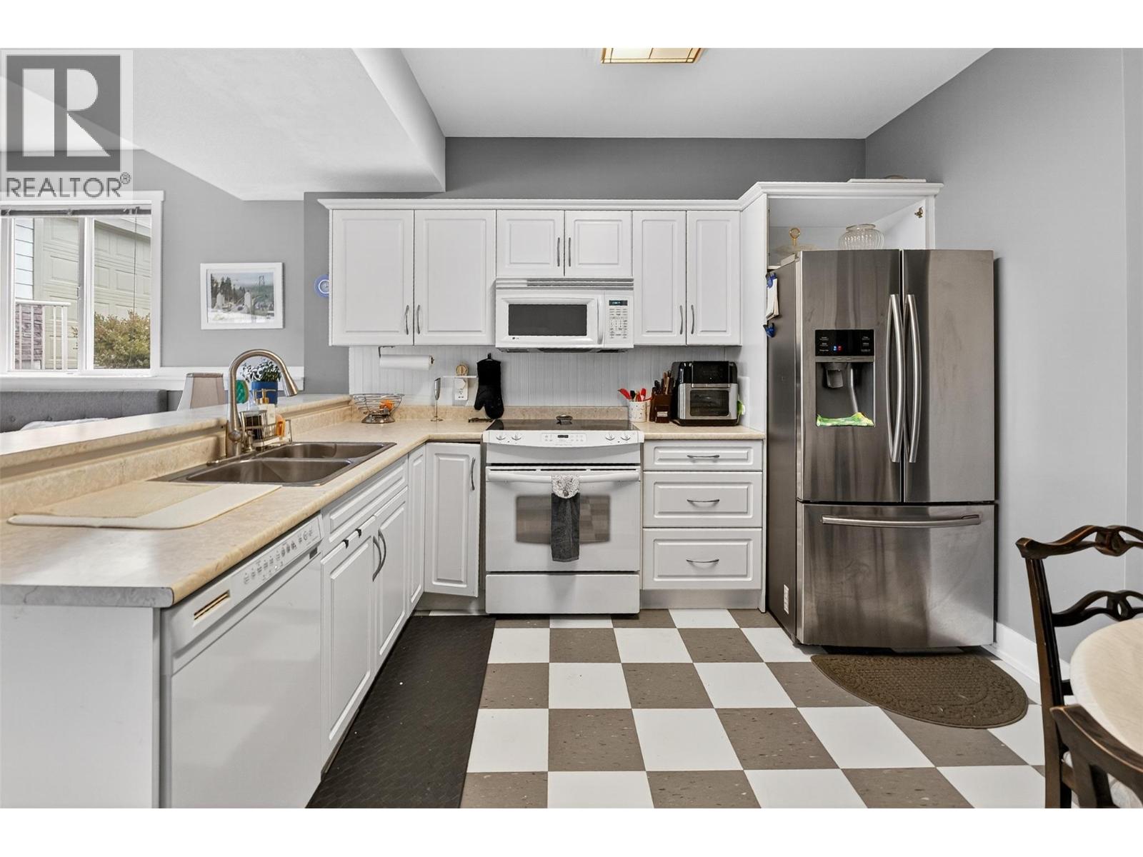  5168 Sandhills Drive, Kelowna