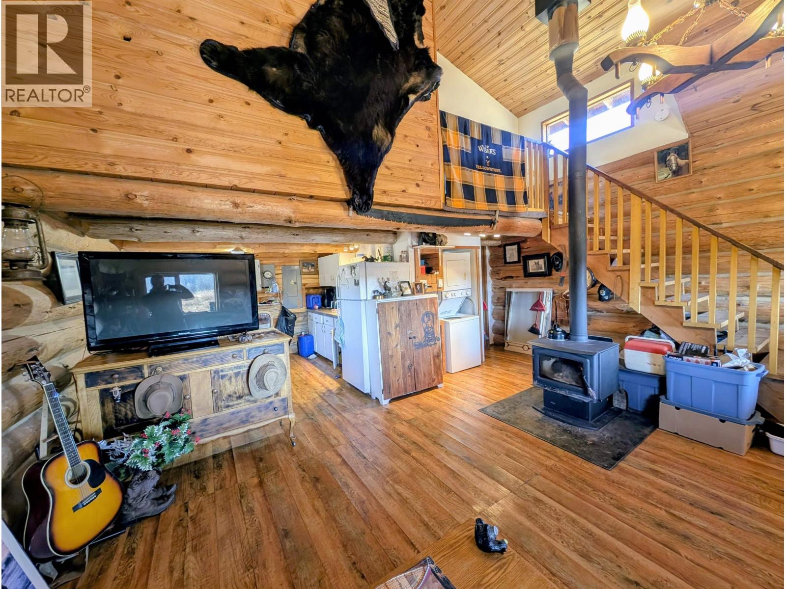 3710 WHITEHORSE LAKE ROAD, Lac La Hache