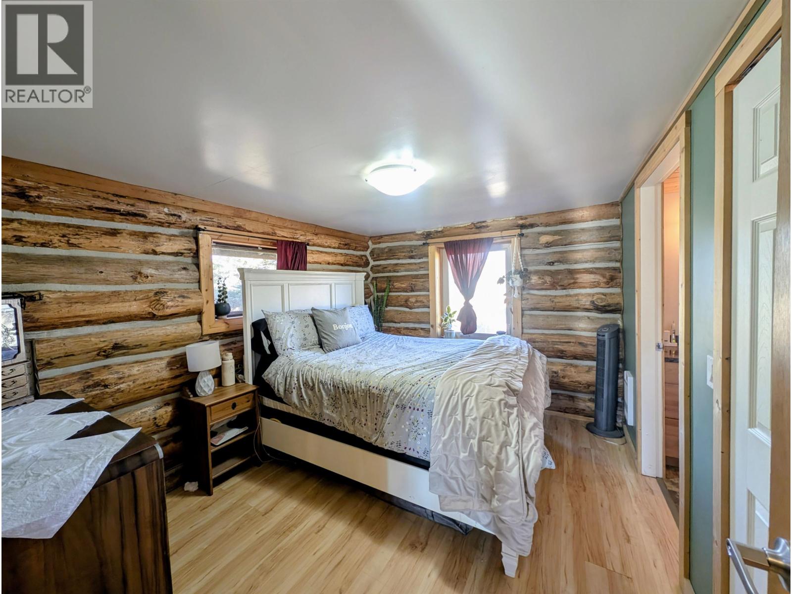 3710 WHITEHORSE LAKE ROAD, Lac La Hache