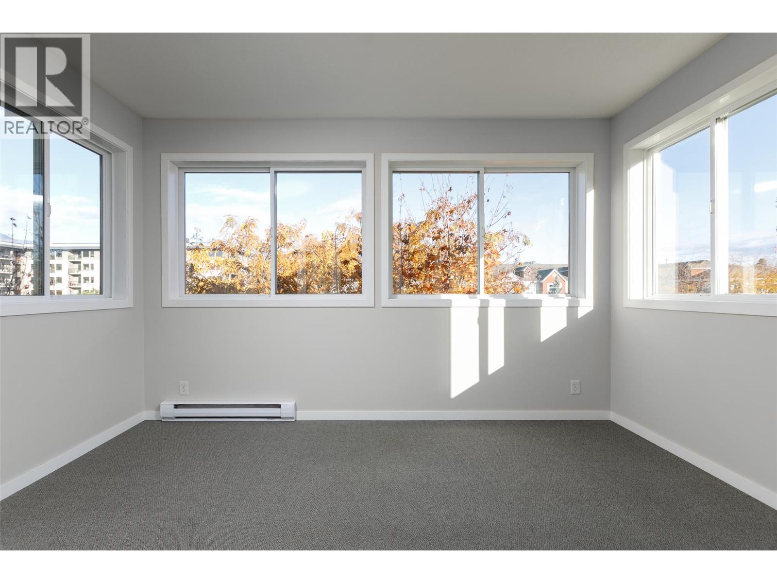 315 850 Saucier Avenue, Kelowna