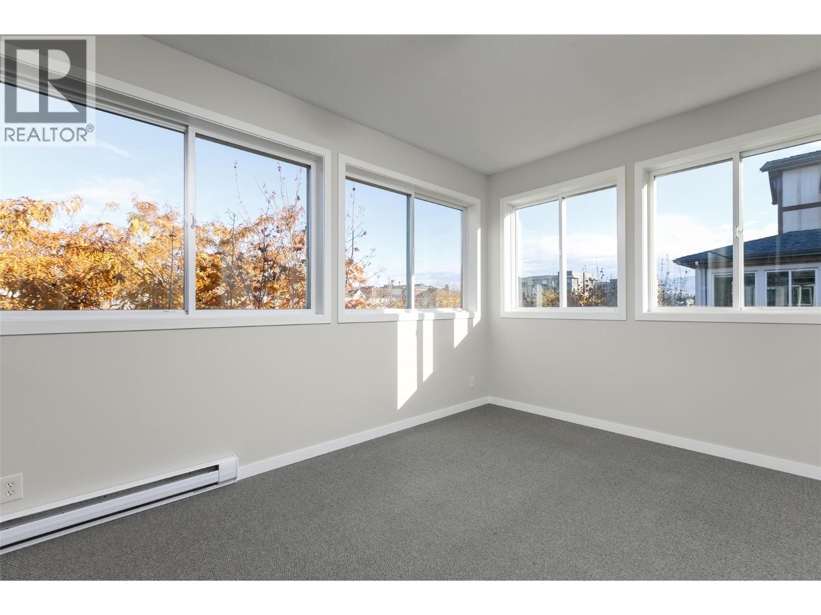 315 850 Saucier Avenue, Kelowna