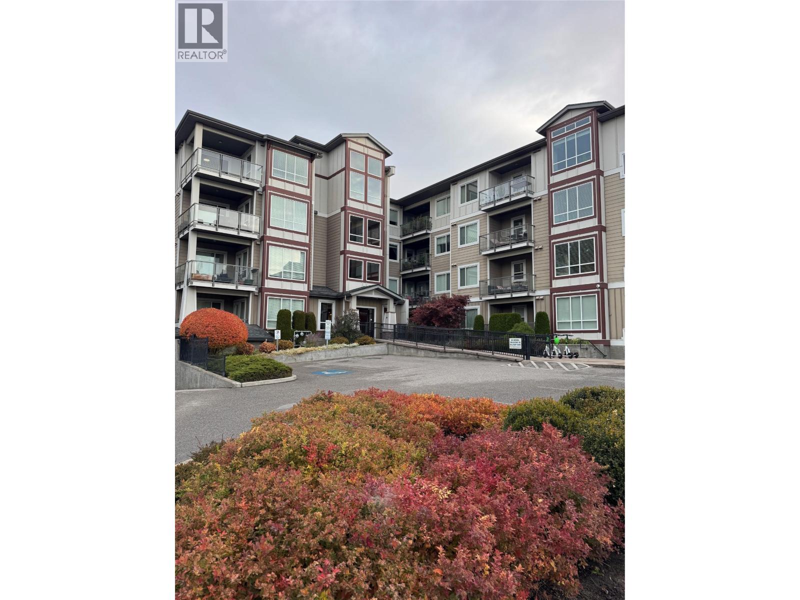 315 850 Saucier Avenue, Kelowna