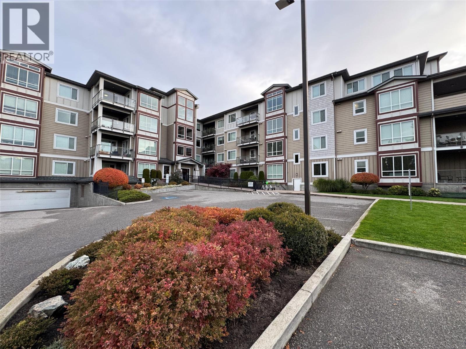 315 850 Saucier Avenue, Kelowna