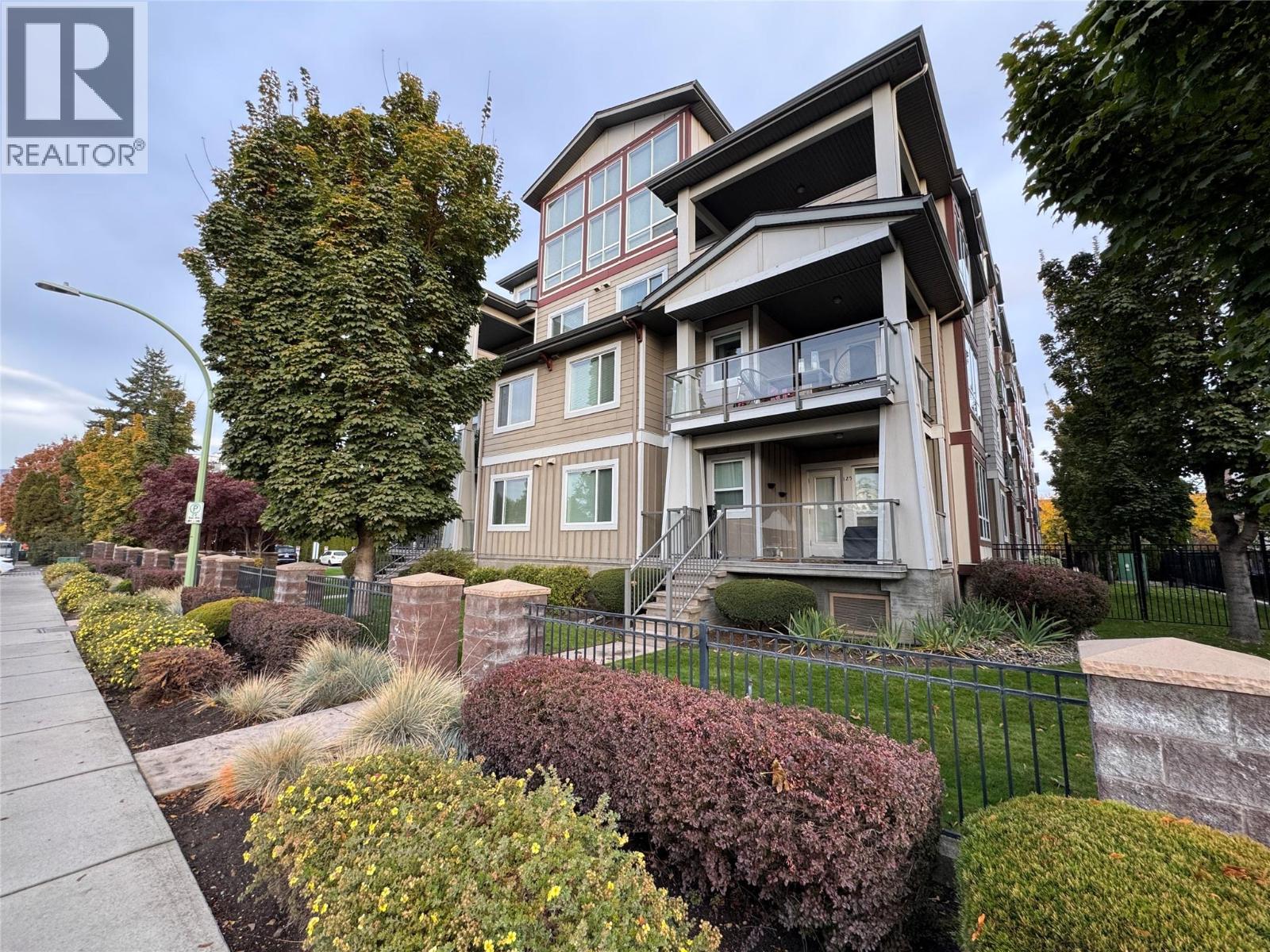 315 850 Saucier Avenue, Kelowna