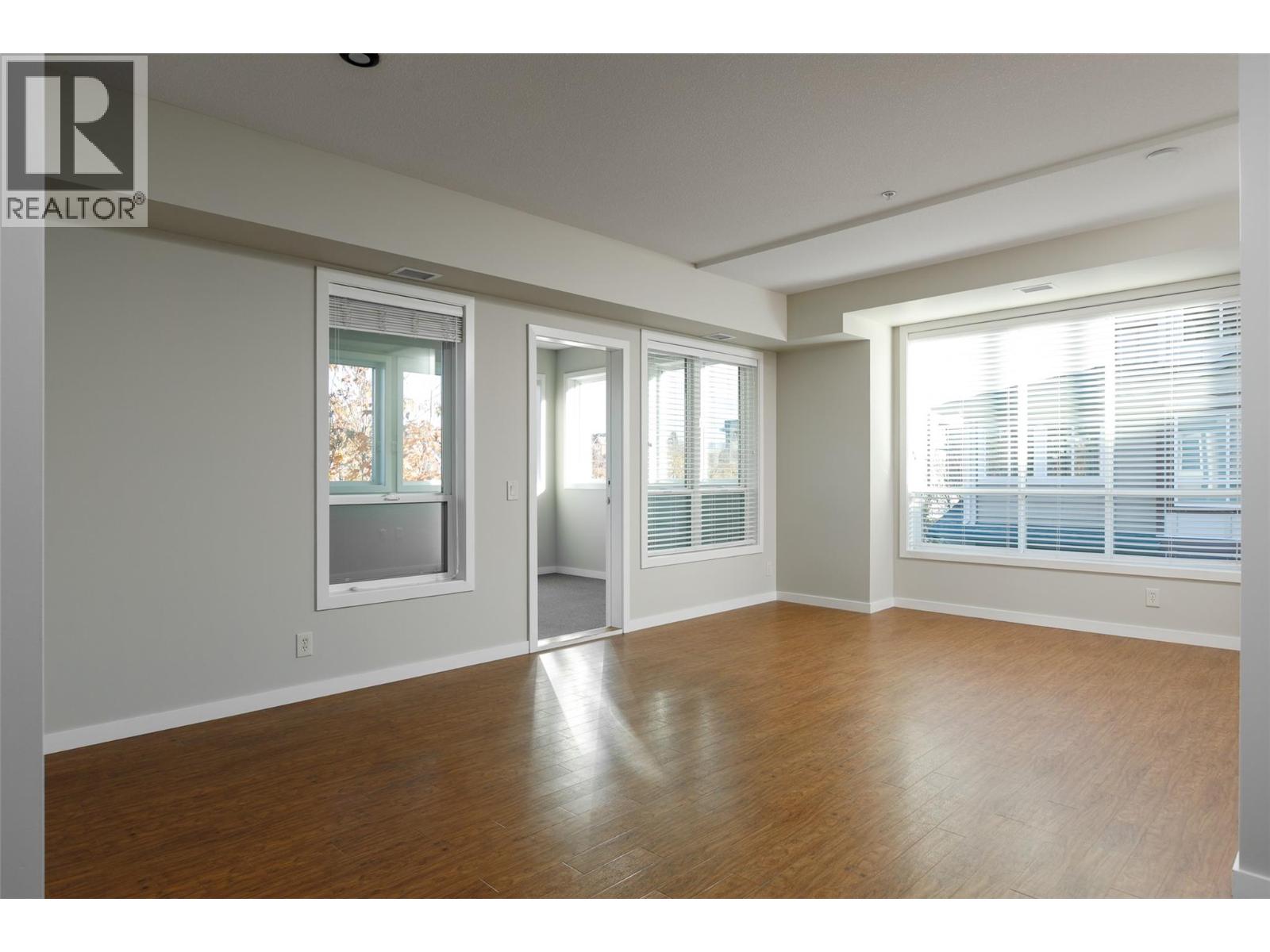 315 850 Saucier Avenue, Kelowna