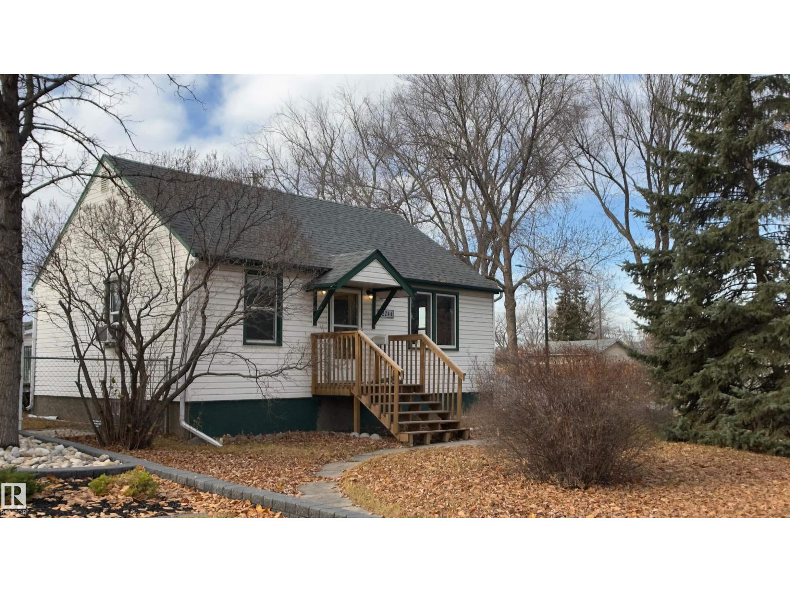 12244 79 ST NW, Edmonton
