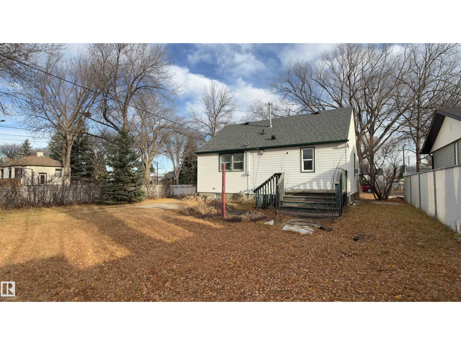 12244 79 ST NW, Edmonton