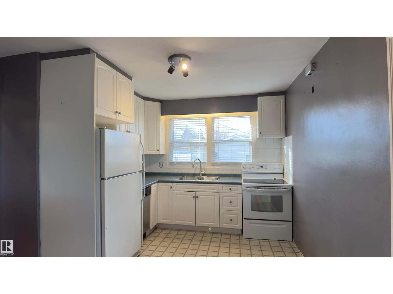 12244 79 ST NW, Edmonton
