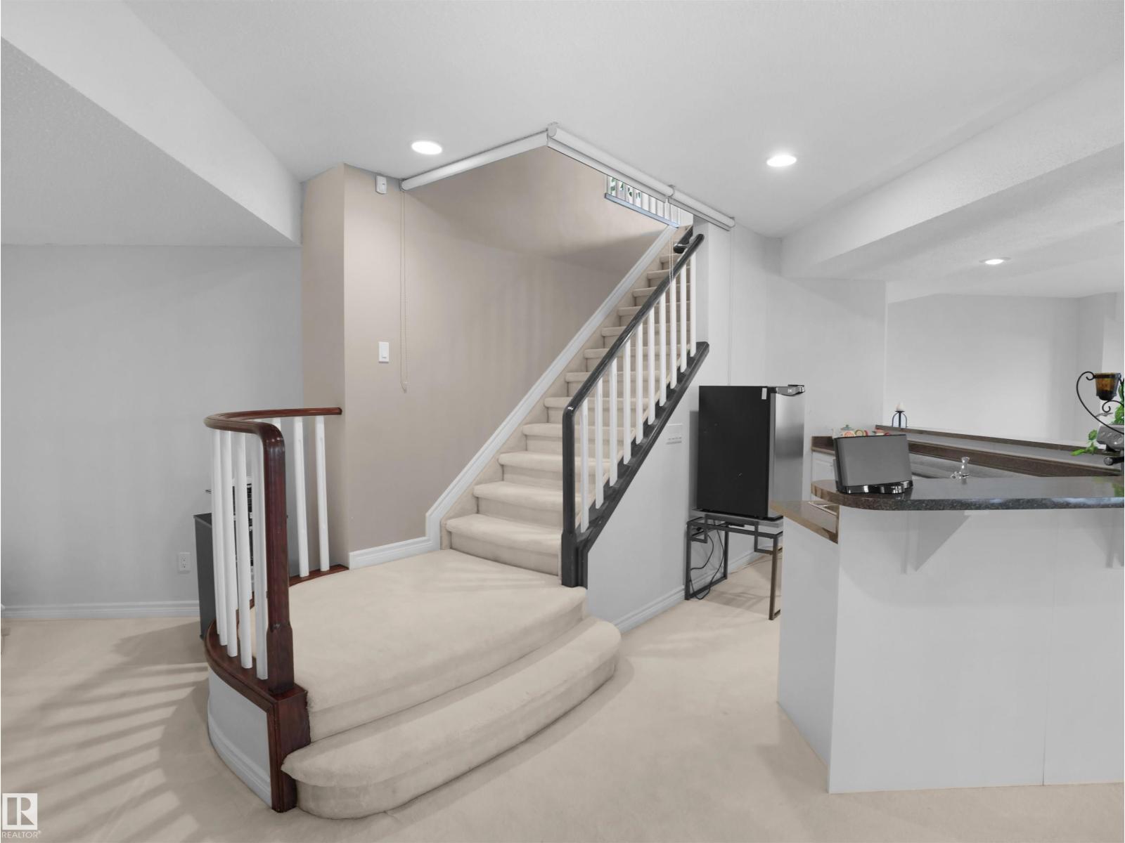 255 WILSON LANE NW, Edmonton