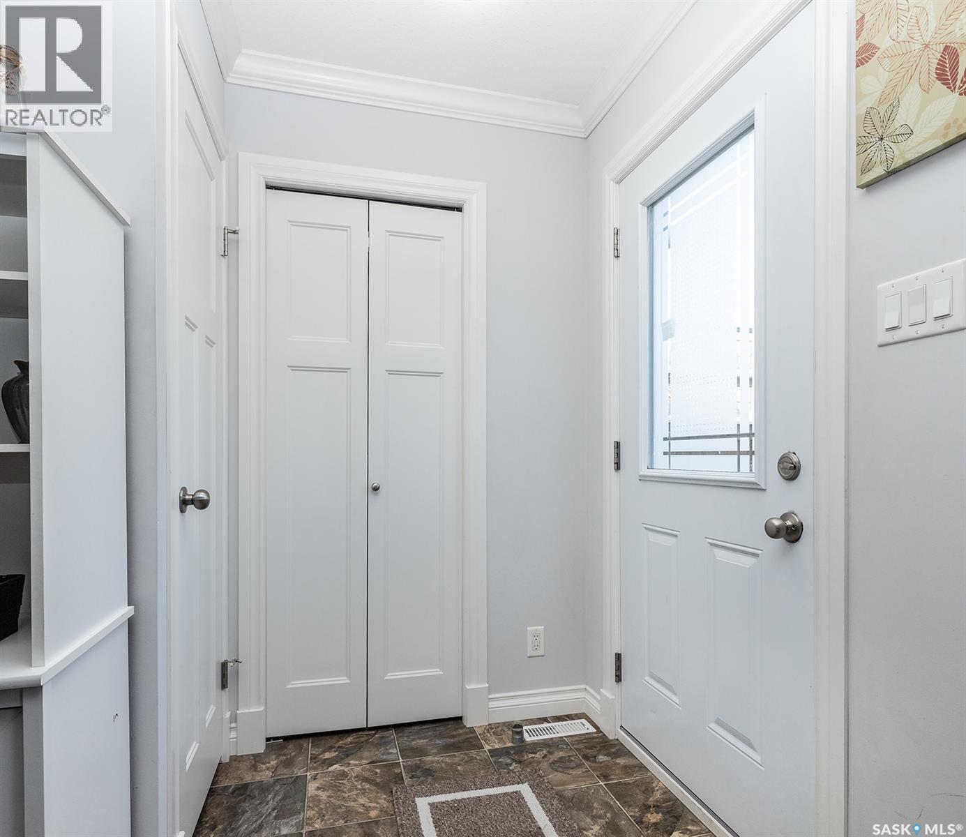 Single Family House for Sale in   Manek ROAD Saskatoon 