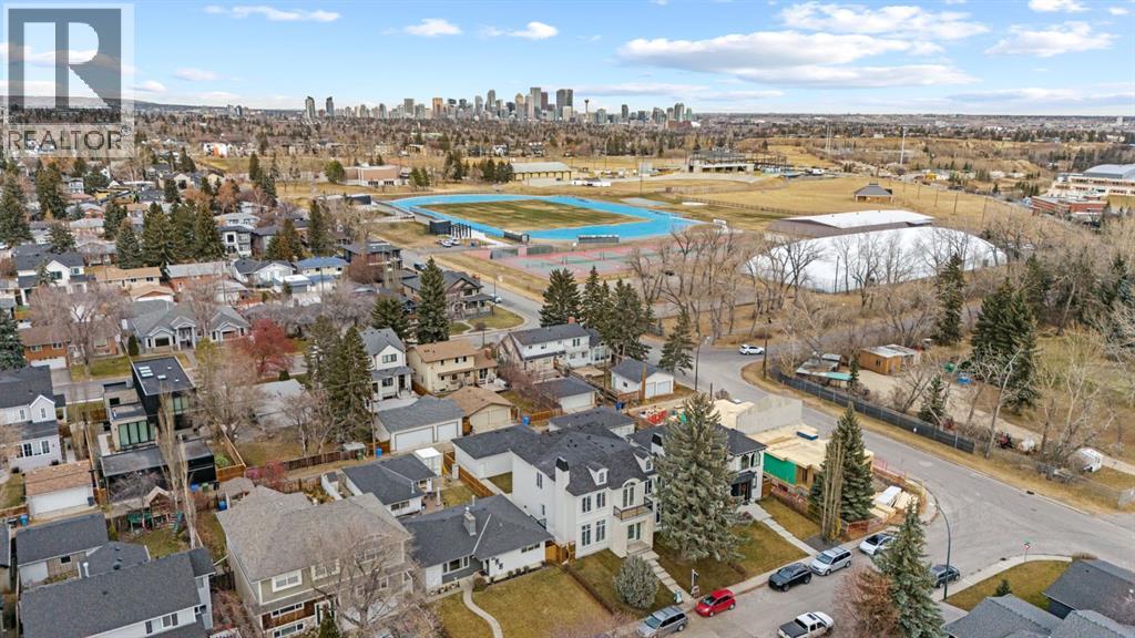 Single Family House for Sale in   Avenue SW North Glenmore Park Calgary 