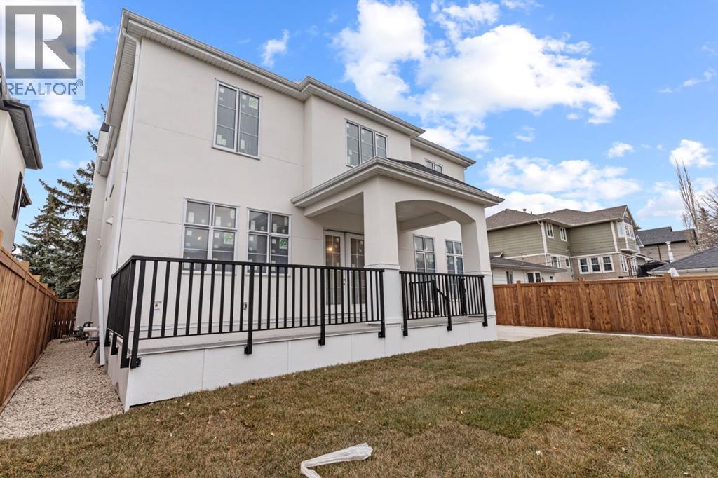 Single Family House for Sale in   Avenue SW North Glenmore Park Calgary 