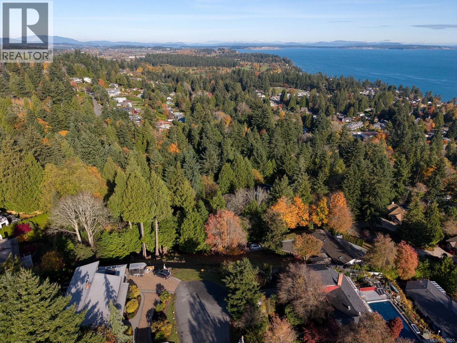 Lot B 5070 Catalina Terrace, Saanich