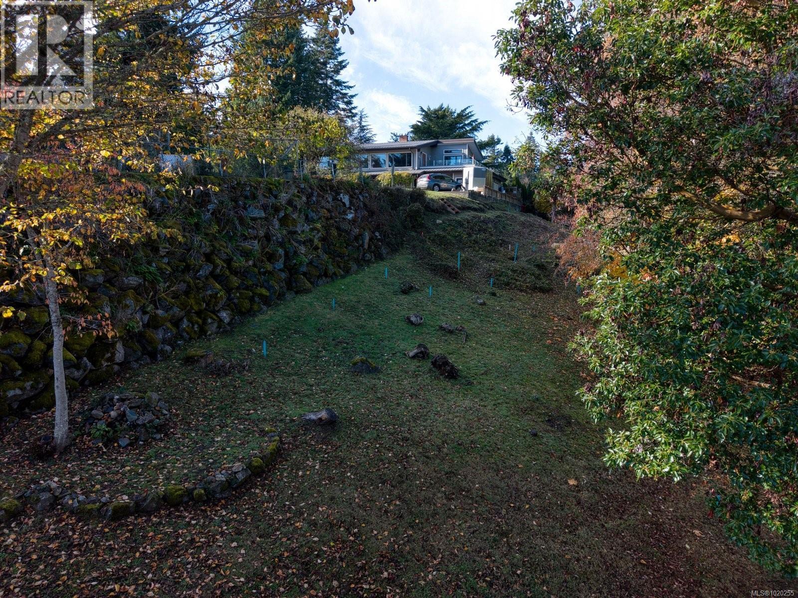 Lot B 5070 Catalina Terrace, Saanich