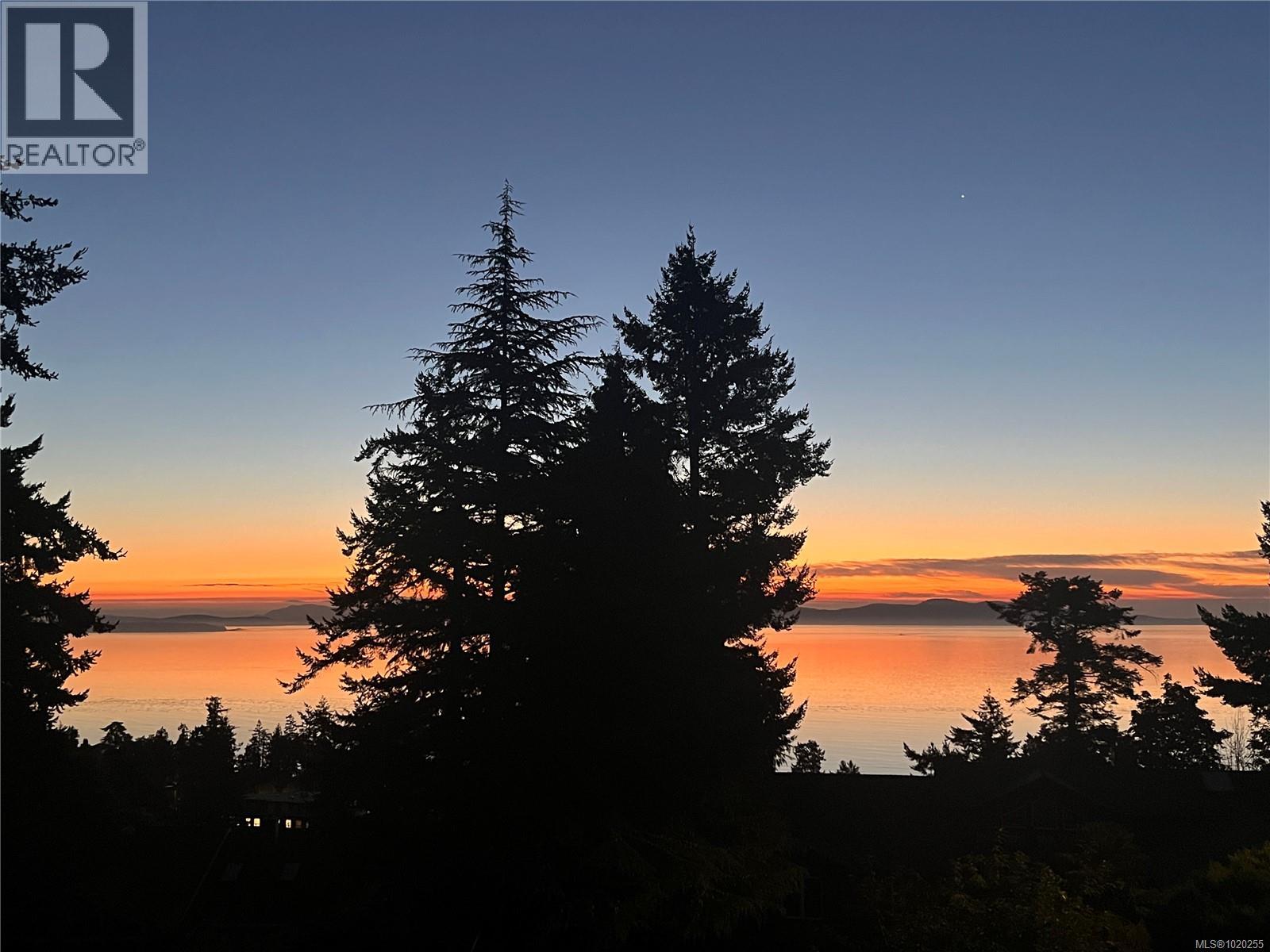 Lot B 5070 Catalina Terrace, Saanich