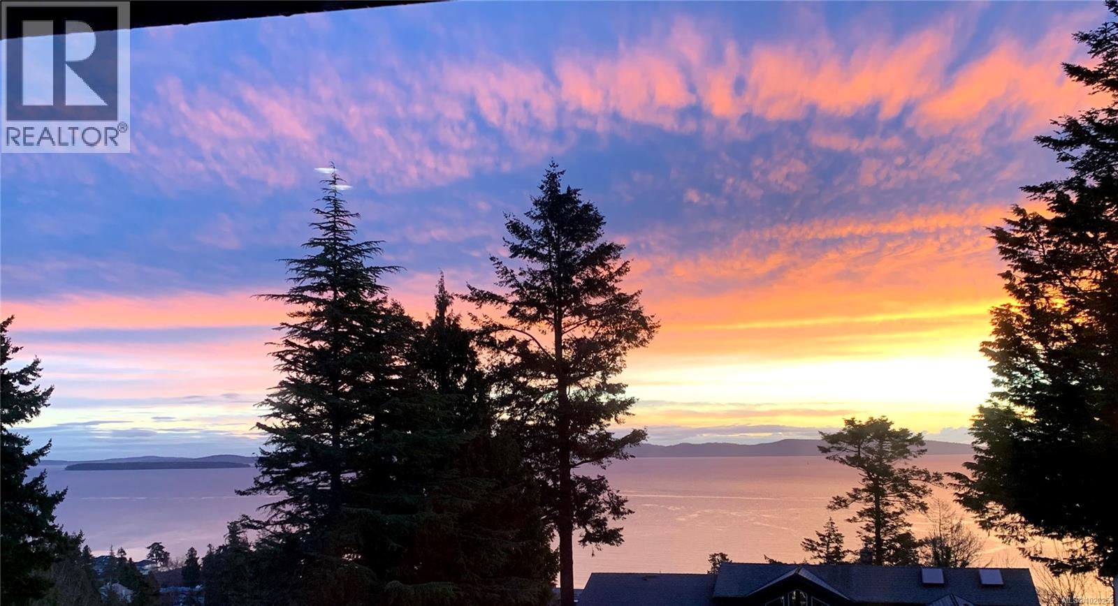 Lot B 5070 Catalina Terrace, Saanich