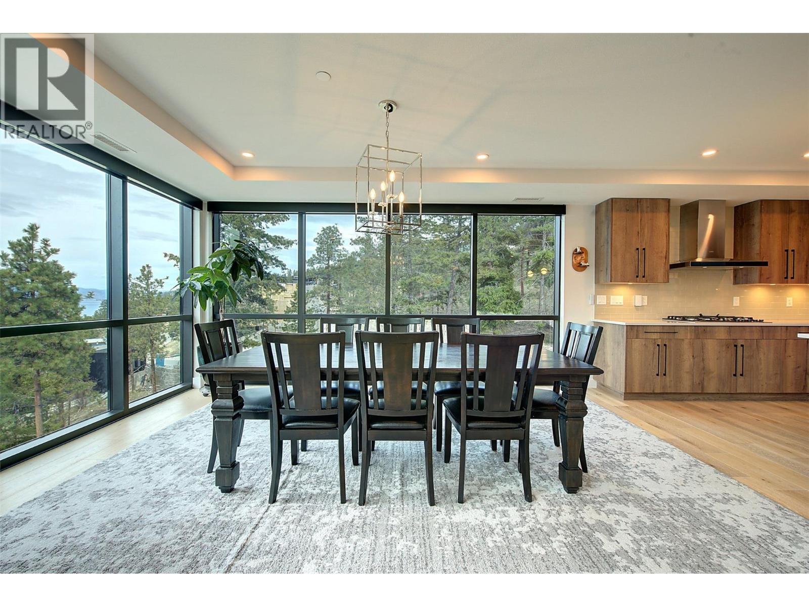 #401 3475 Granite Close - 4