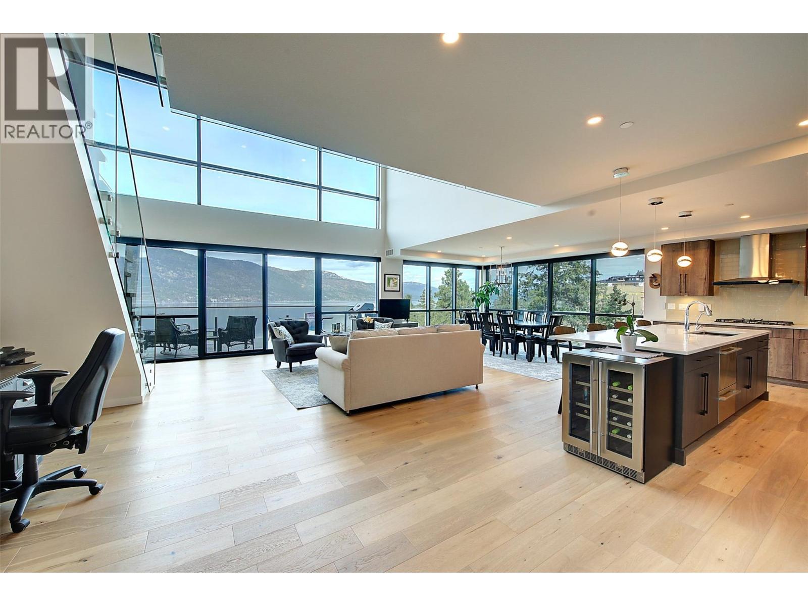 401 3475 Granite Close, Kelowna