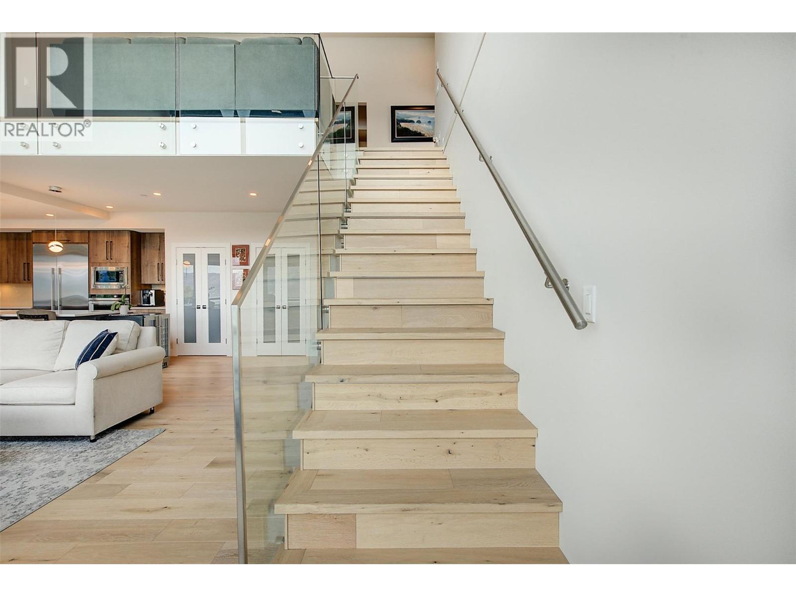 401 3475 Granite Close, Kelowna