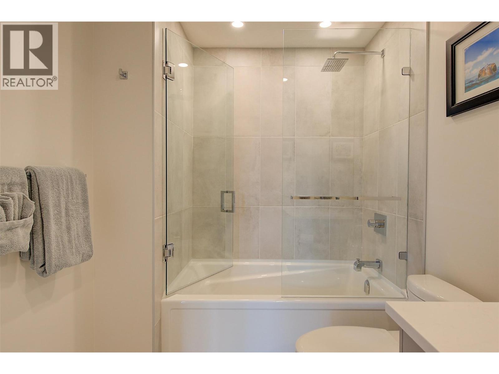 401 3475 Granite Close, Kelowna