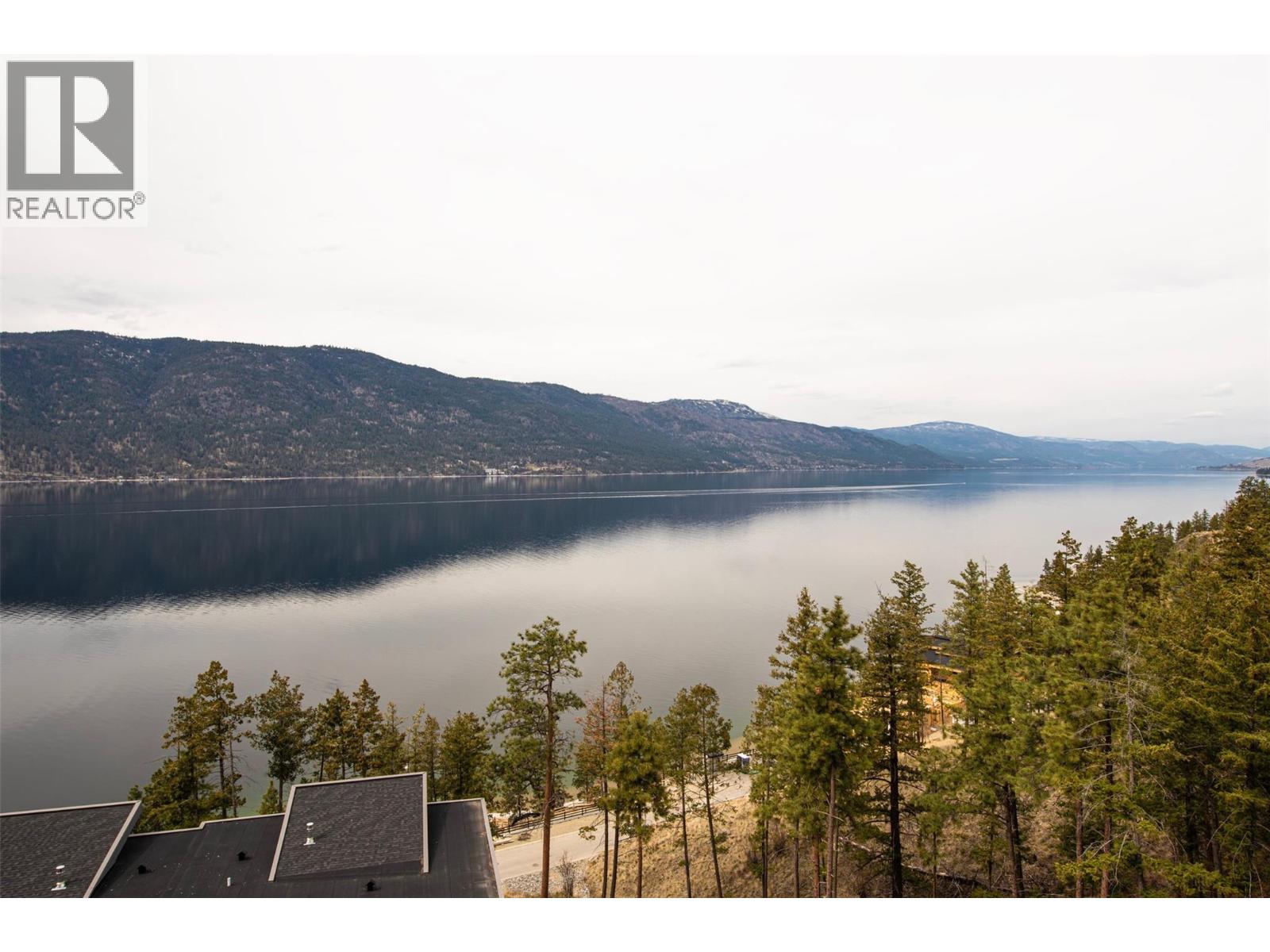 401 3475 Granite Close, Kelowna