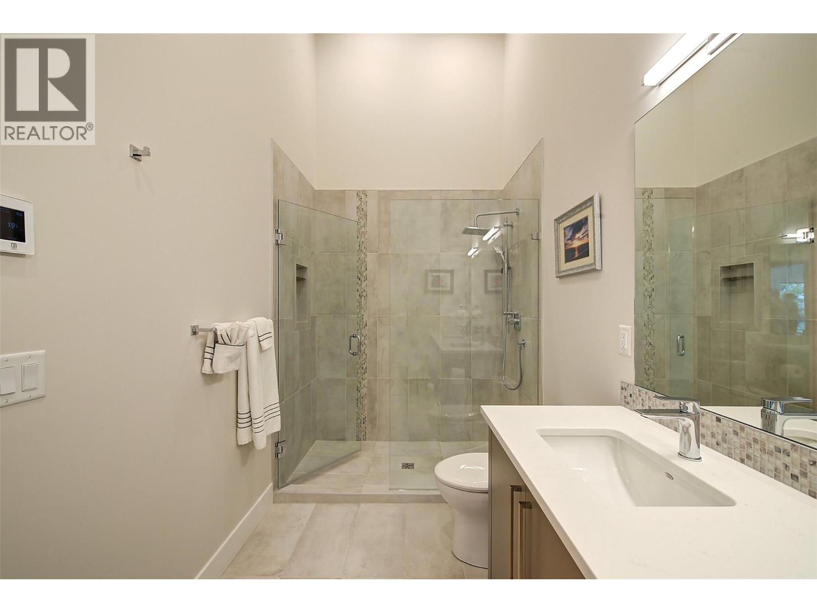 #401 3475 Granite Close - 54