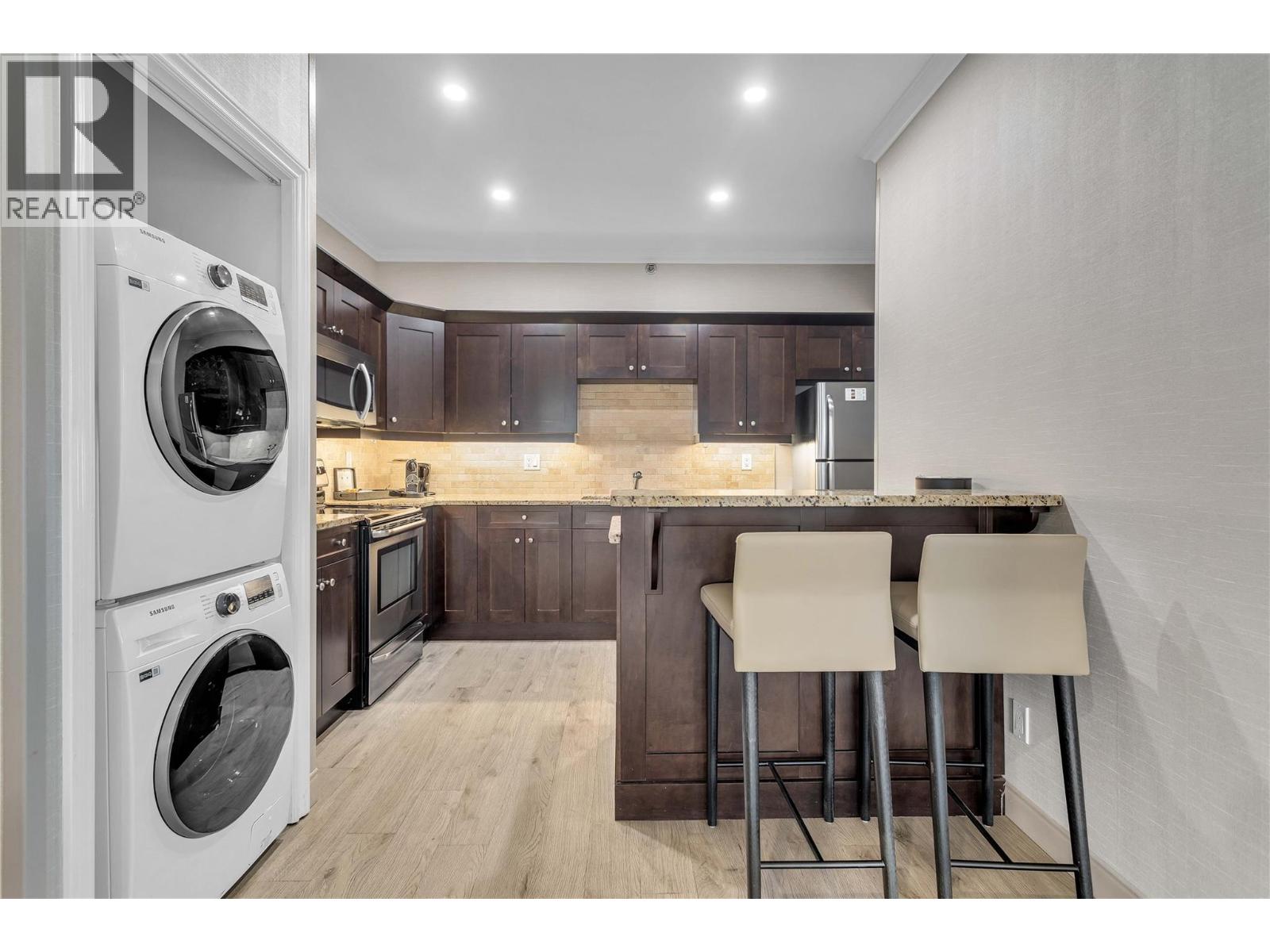 231 1320 Water Street, Kelowna