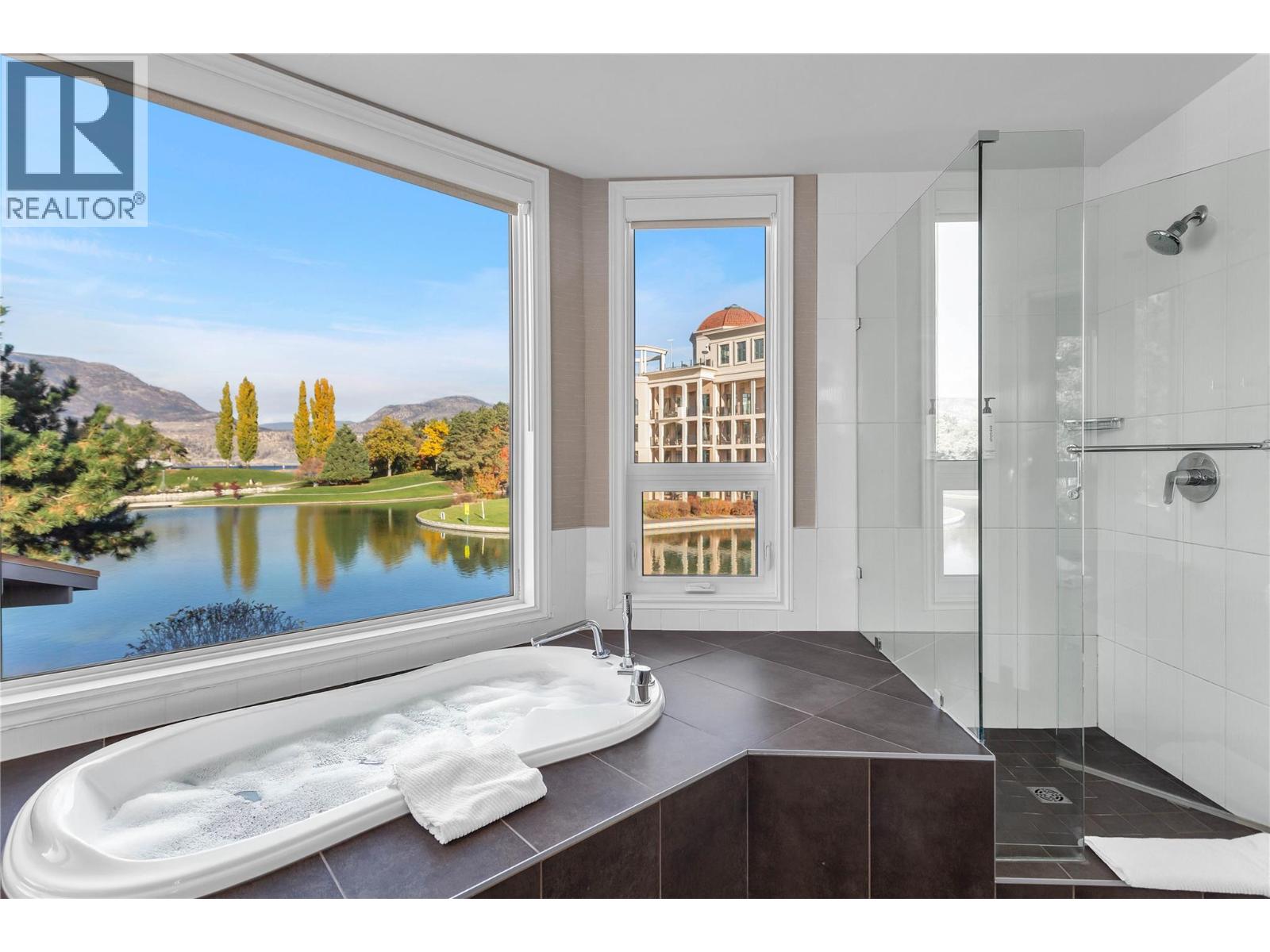 231 1320 Water Street, Kelowna