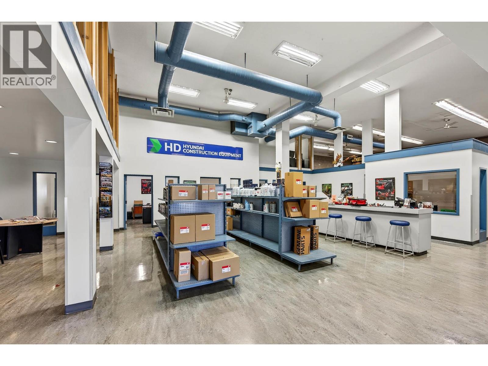  2015 W Trans Canada Highway, Kamloops