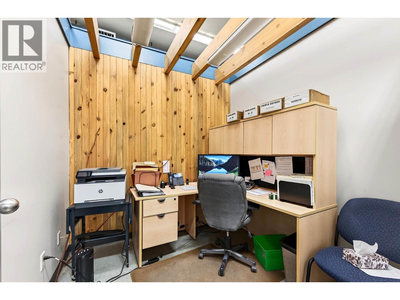  2015 W Trans Canada Highway, Kamloops