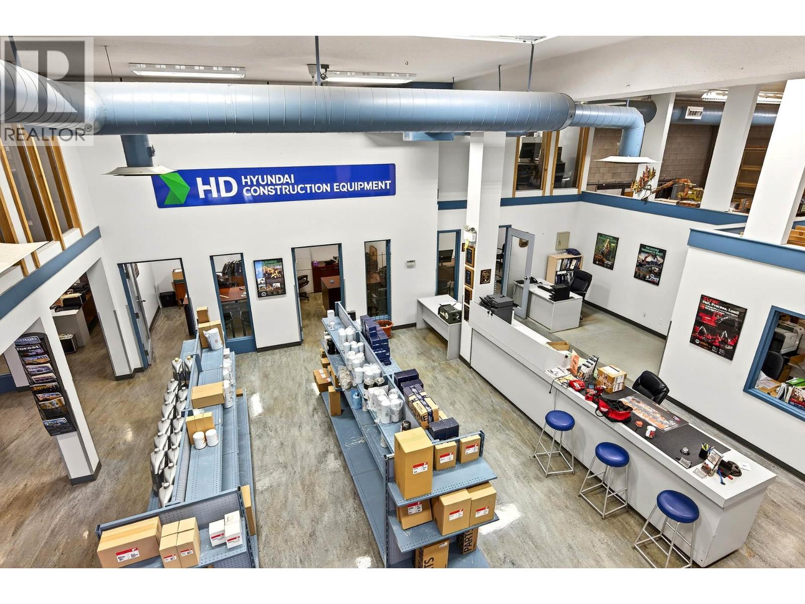  2015 W Trans Canada Highway, Kamloops