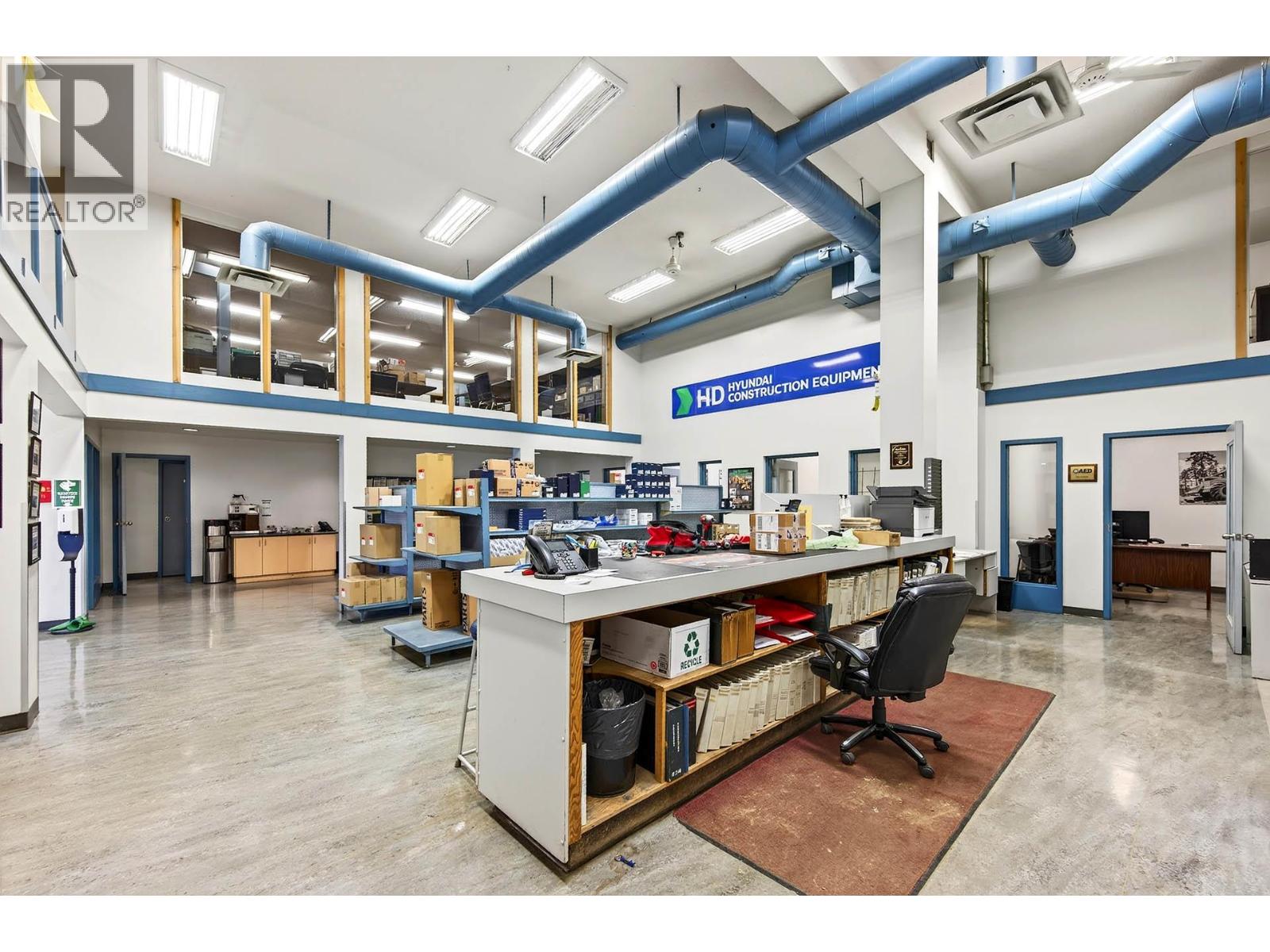  2015 W Trans Canada Highway, Kamloops