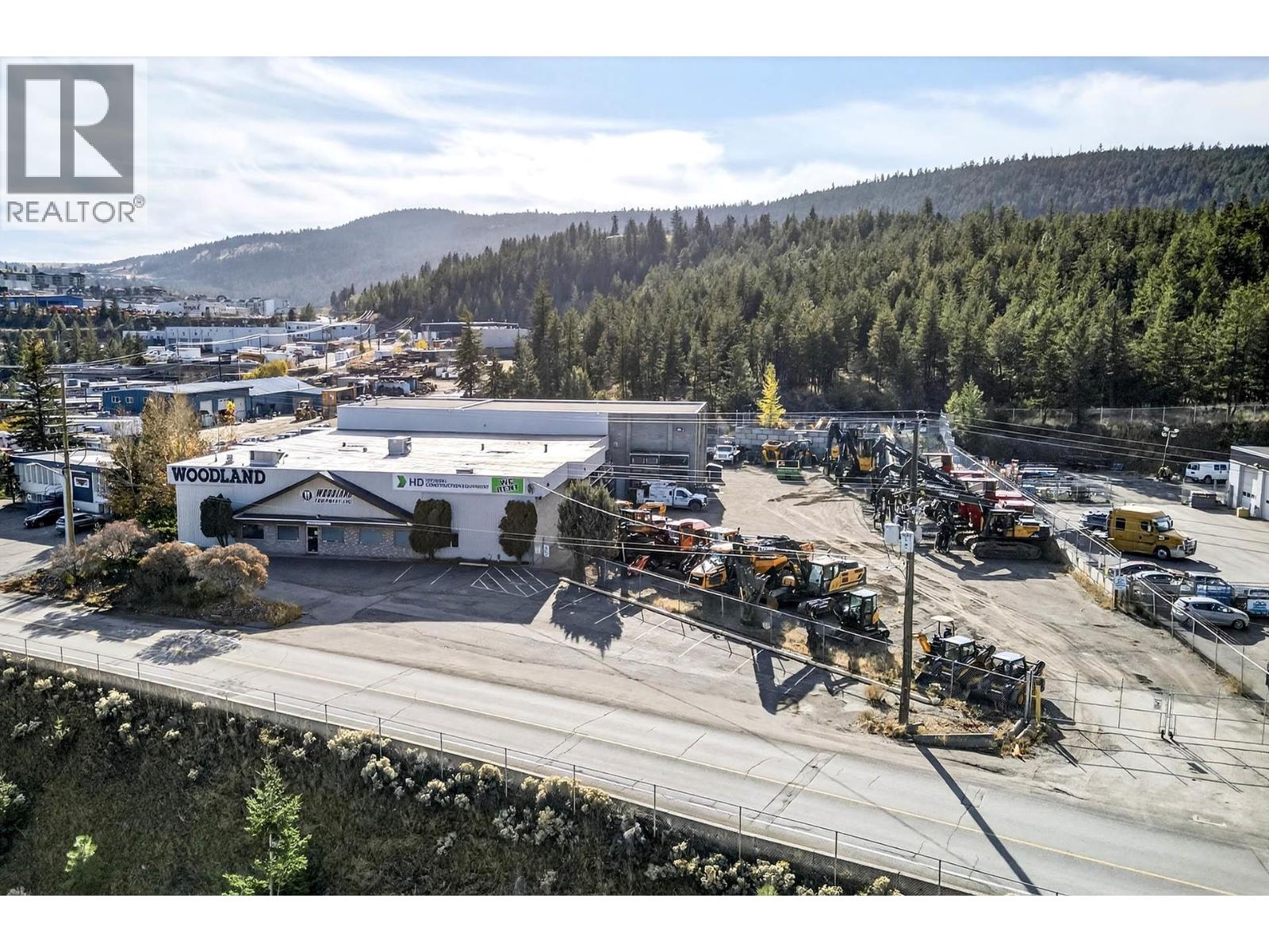  2015 W Trans Canada Highway, Kamloops