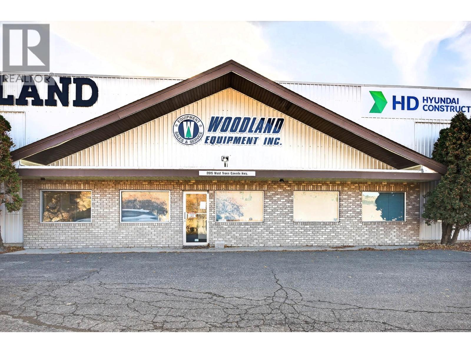  2015 W Trans Canada Highway, Kamloops