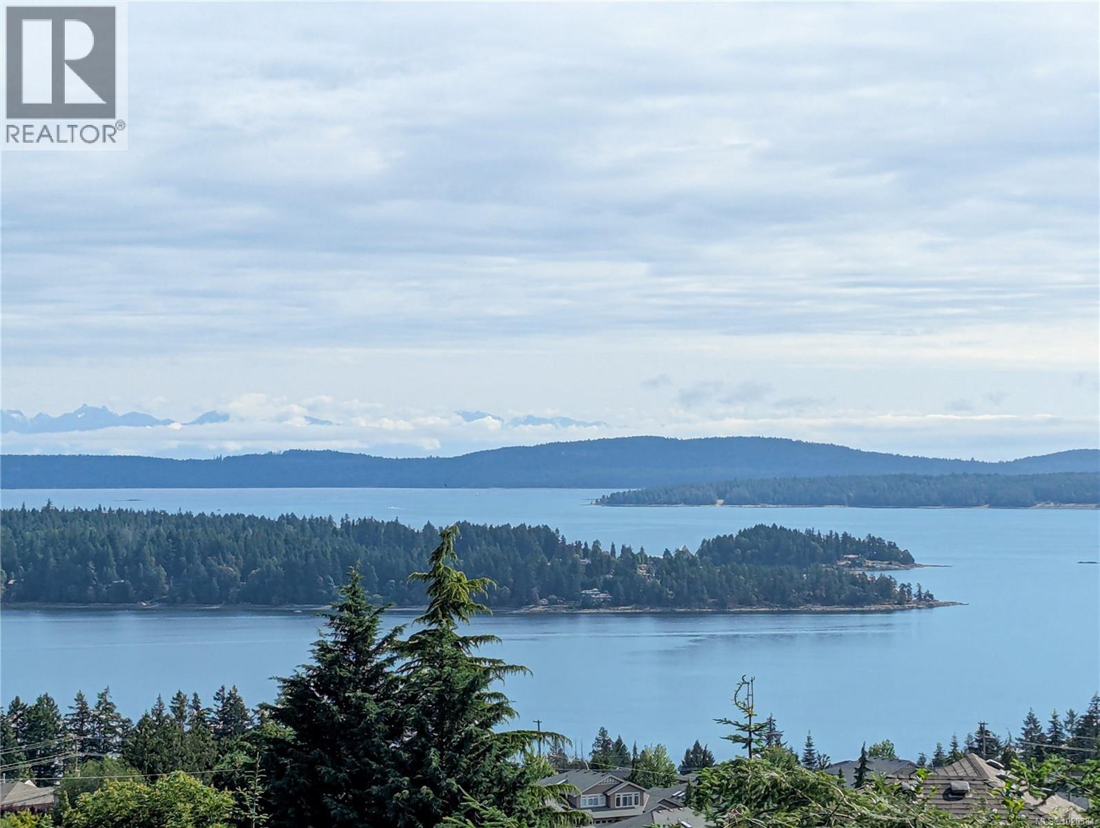 822 Craig Rd, Ladysmith