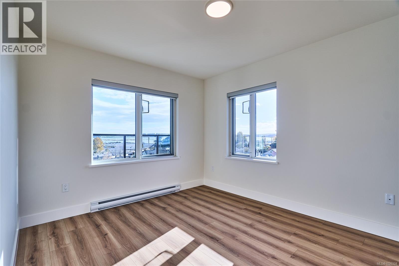 405 45 Haliburton St, Nanaimo